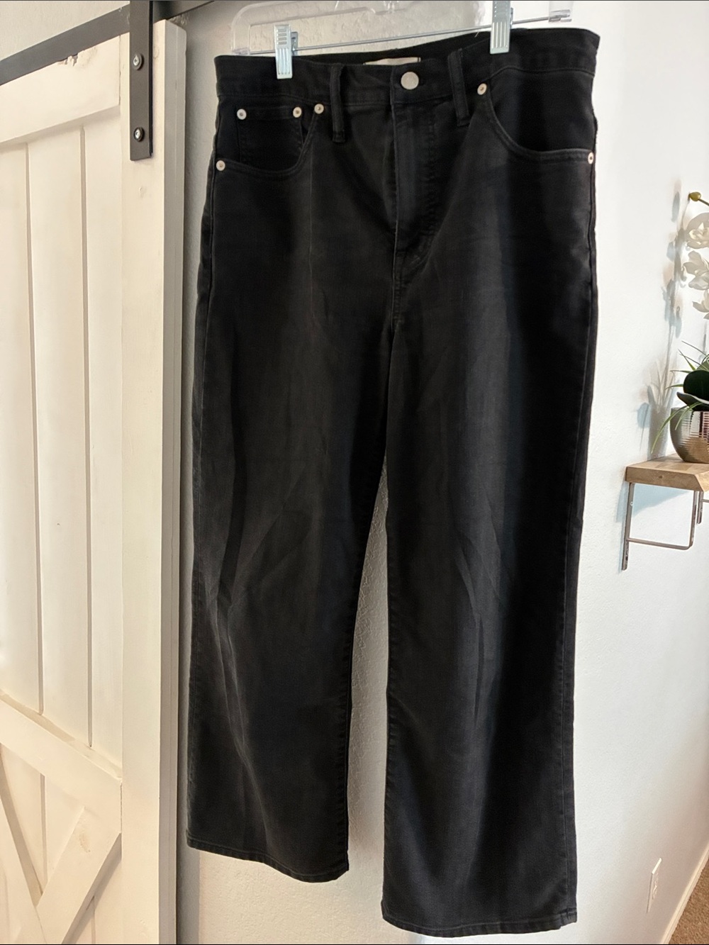 NWOT Madewell Jeans !!Black Straight-Leg Jeans - Classic Five-Pocket